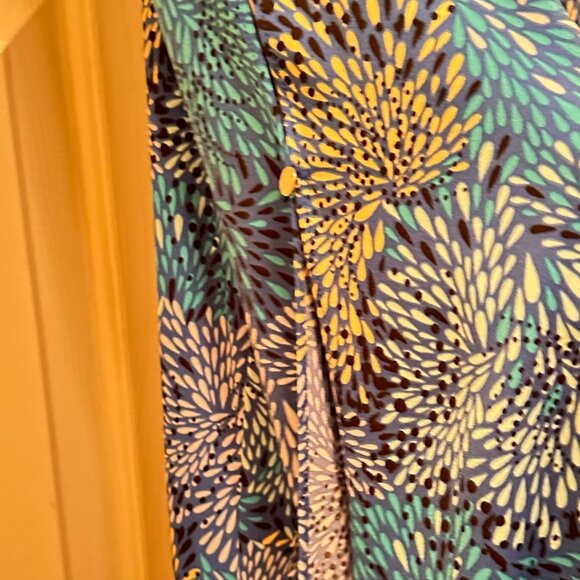 Blue & White Floral Long-Sleeve Jumpsuit – Size L - Picture 4 of 7